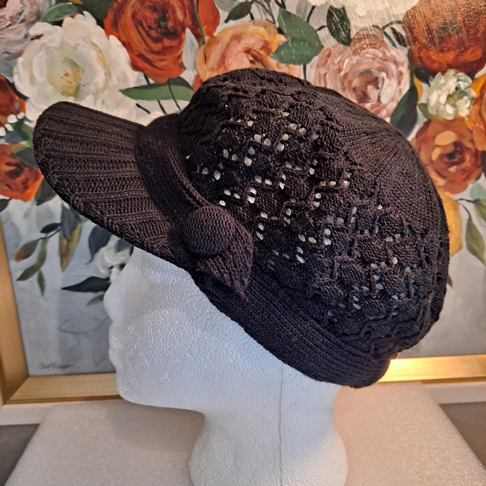 Black Knit Cotton Crochet Newsboy Vintage Style Cap with Button Accent